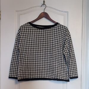 Simon's ICONE Black & White Houndstooth Top